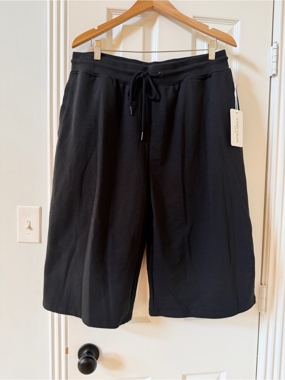 Women’s  Black Drawstring Lounge Shorts, 1X